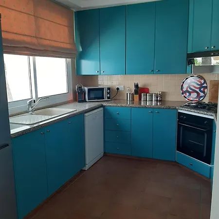 Mou Villa Peyia
