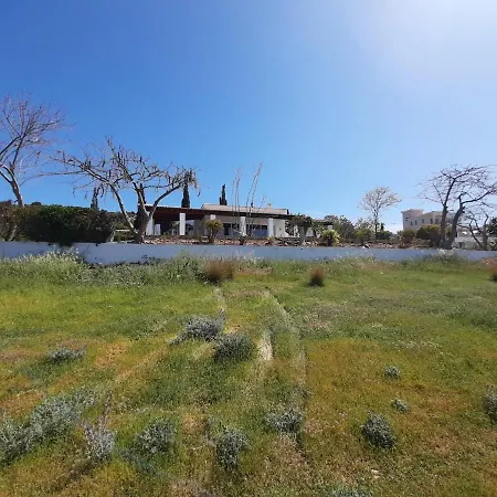 Mou Villa